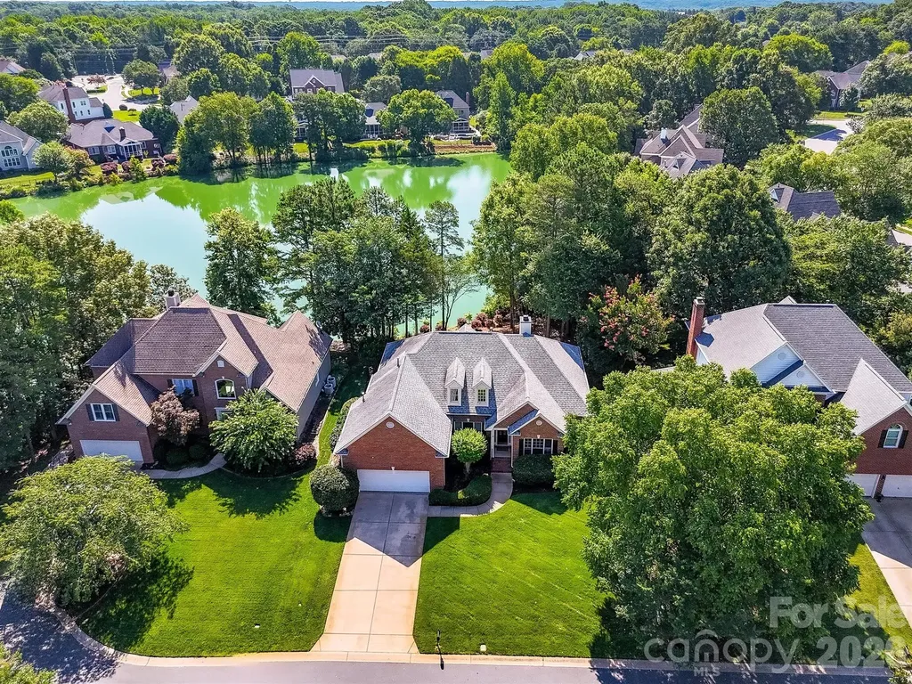 10119 Victoria Mill Court Charlotte NC 28277