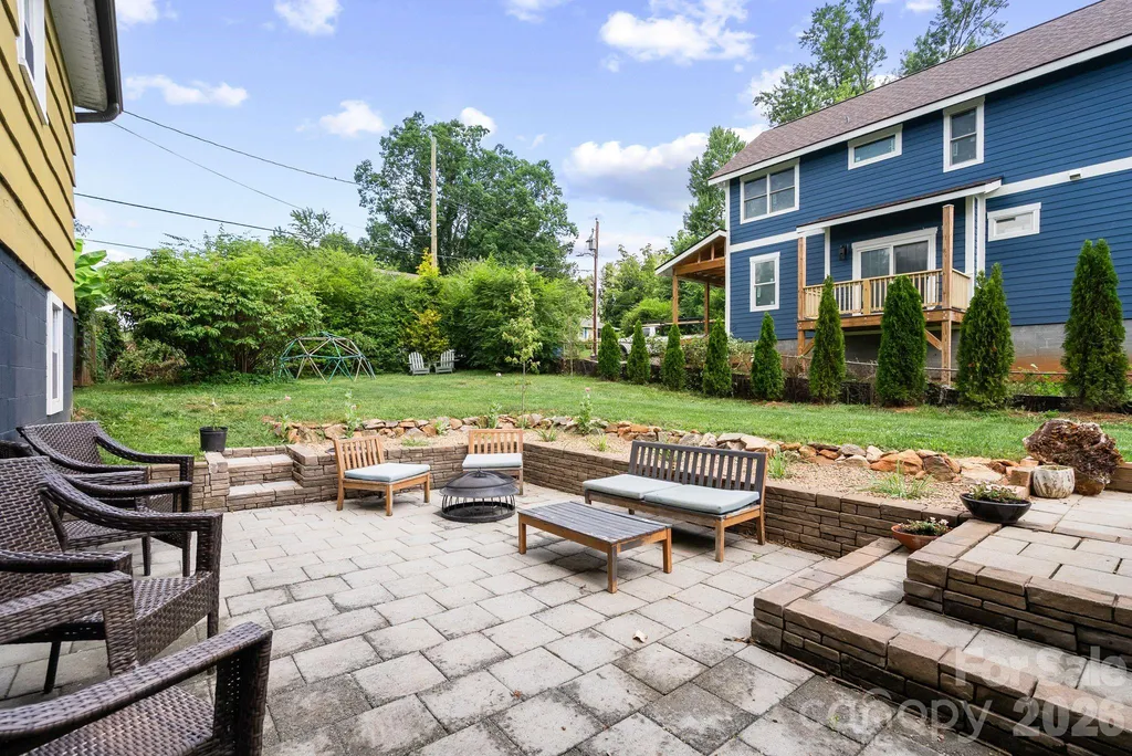 321 Sulphur Springs Road Asheville NC 28806