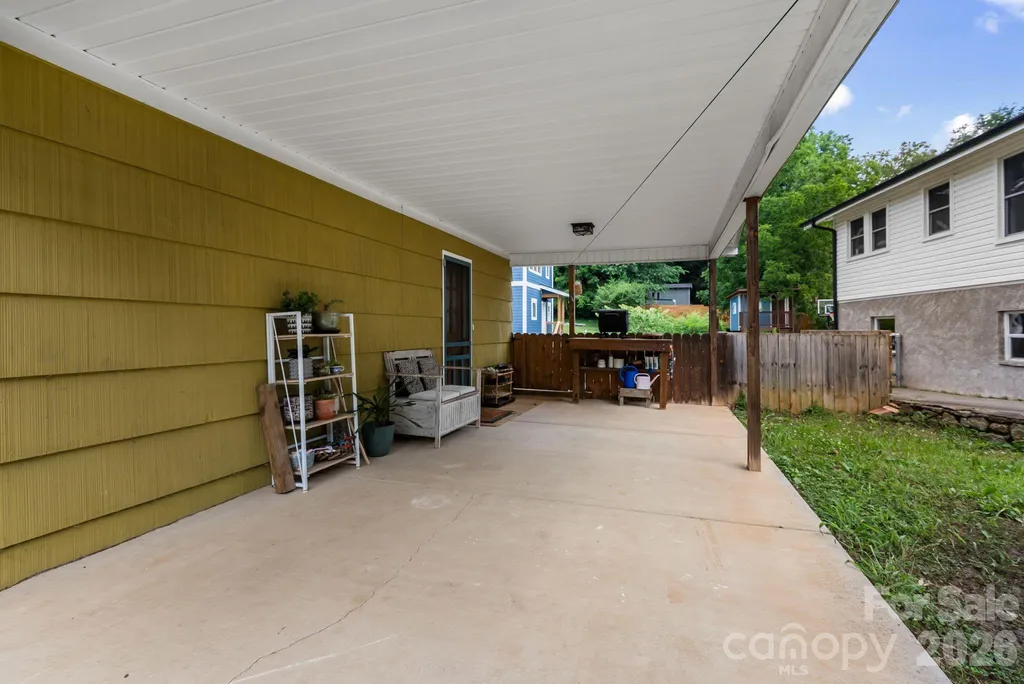 321 Sulphur Springs Road Asheville NC 28806