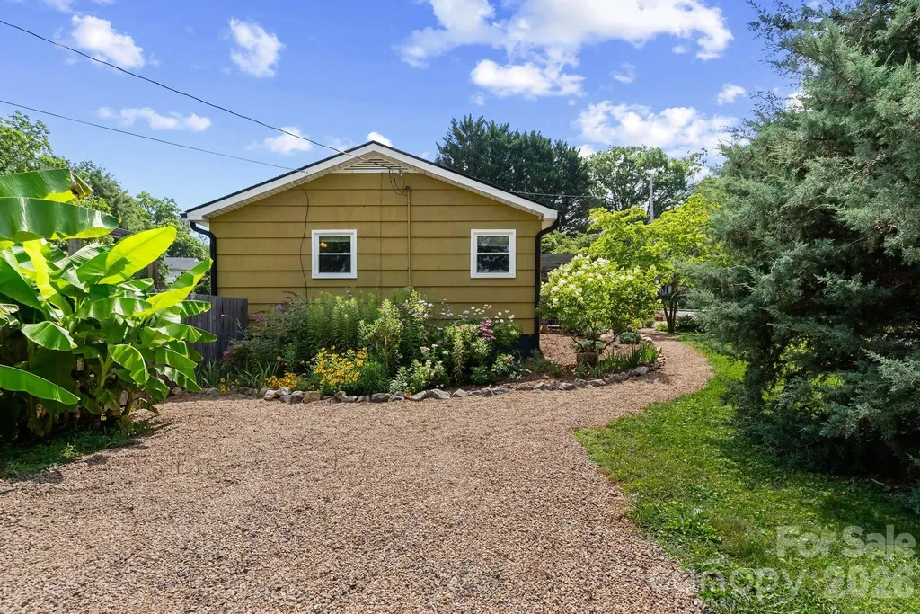 321 Sulphur Springs Road Asheville NC 28806