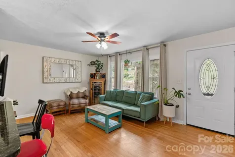 321 Sulphur Springs Road Asheville NC 28806