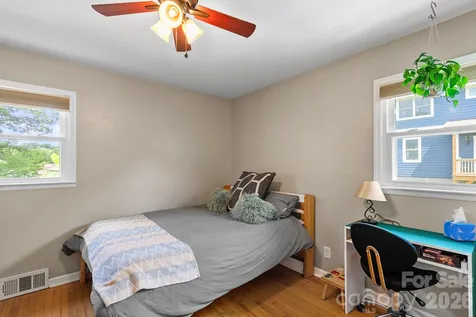 321 Sulphur Springs Road Asheville NC 28806