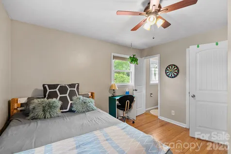 321 Sulphur Springs Road Asheville NC 28806