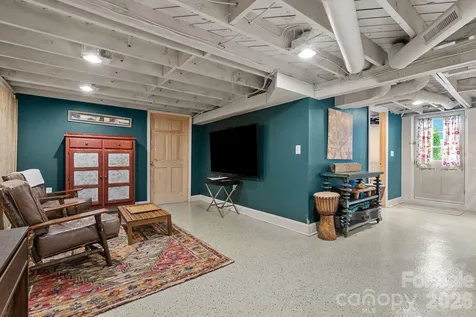 321 Sulphur Springs Road Asheville NC 28806