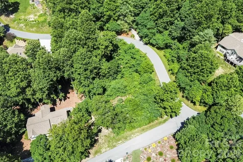98 Indian Woods Trail Hendersonville NC 28739