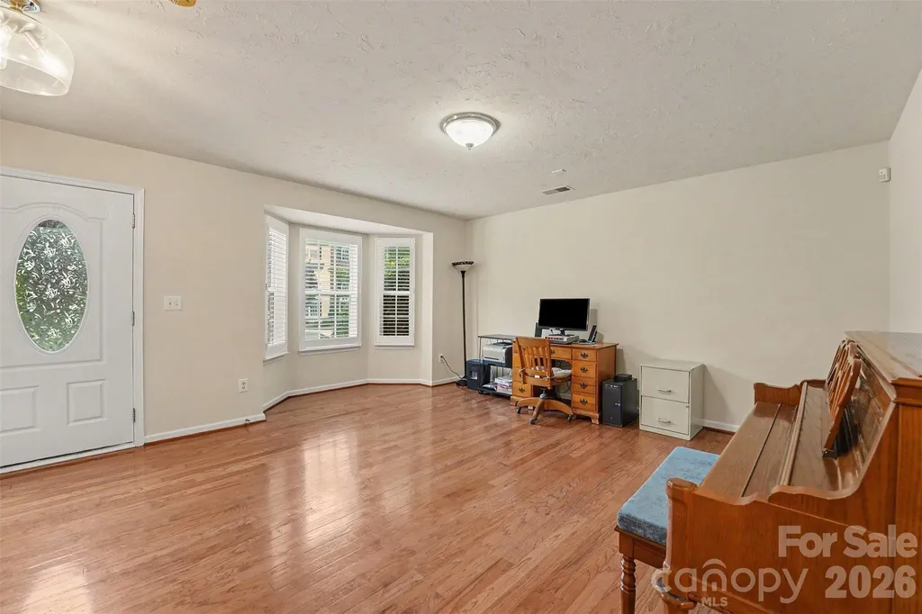 9866 Treeside Lane Matthews NC 28105