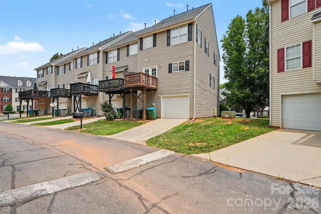9866 Treeside Lane Matthews NC 28105