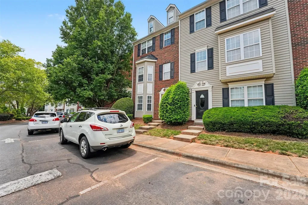 9866 Treeside Lane Matthews NC 28105