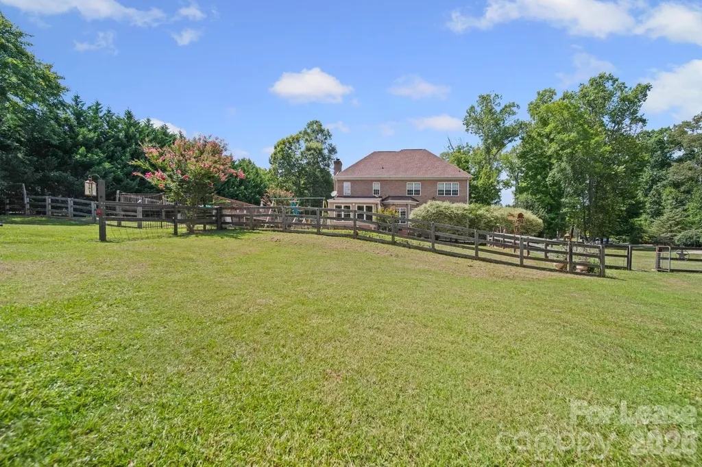 7107 Nesbit Road Waxhaw NC 28173