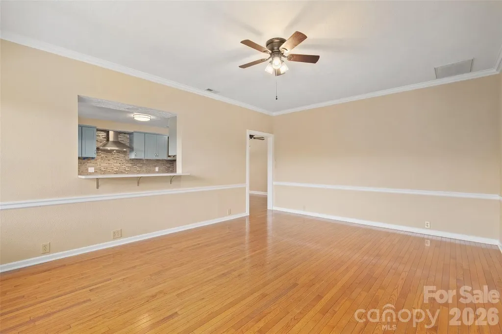 142 Country Club Drive Waynesville NC 28786