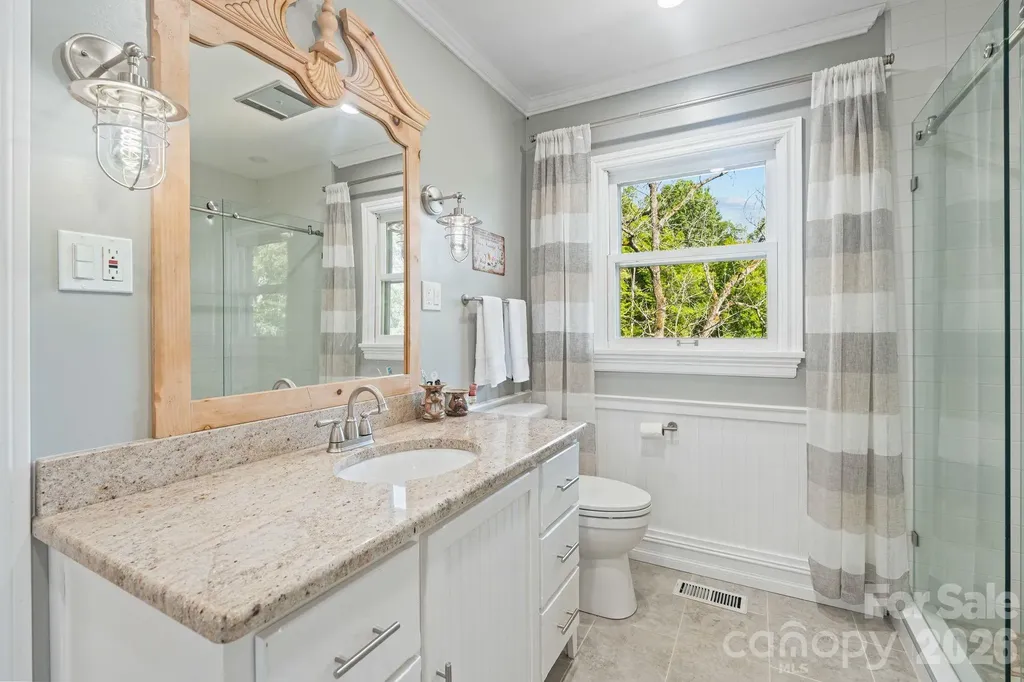 6296 Southlake Drive Hickory NC 28601