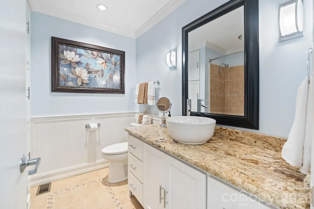 6296 Southlake Drive Hickory NC 28601
