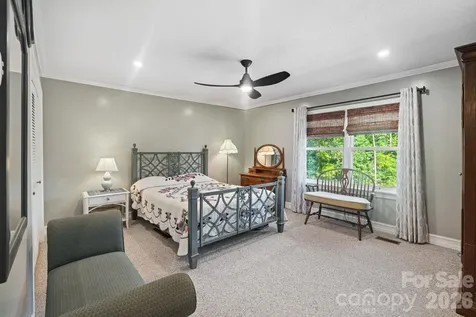 6296 Southlake Drive Hickory NC 28601