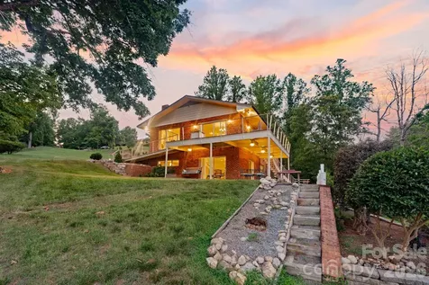 6296 Southlake Drive Hickory NC 28601