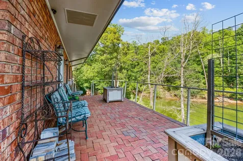 6296 Southlake Drive Hickory NC 28601