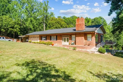 6296 Southlake Drive Hickory NC 28601