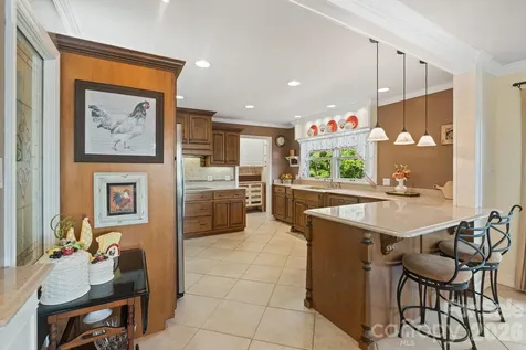 6296 Southlake Drive Hickory NC 28601