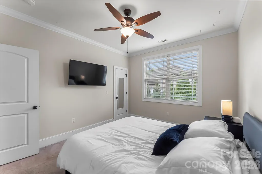 1776 White Water Court Hickory NC 28602