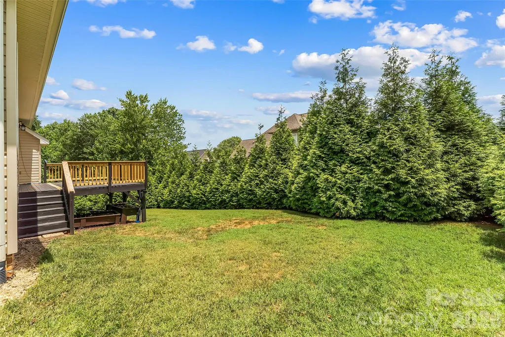 1776 White Water Court Hickory NC 28602