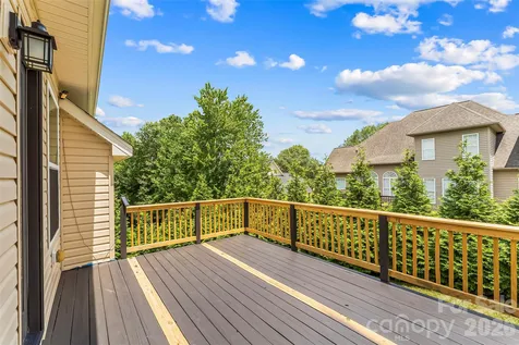 1776 White Water Court Hickory NC 28602