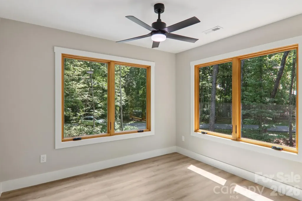 365 Cherokee Circle Lake Toxaway NC 28747