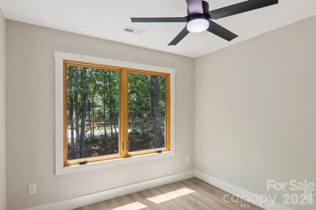 365 Cherokee Circle Lake Toxaway NC 28747
