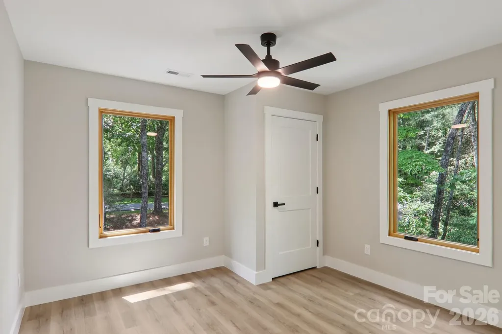 365 Cherokee Circle Lake Toxaway NC 28747