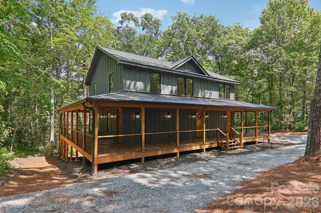 365 Cherokee Circle Lake Toxaway NC 28747