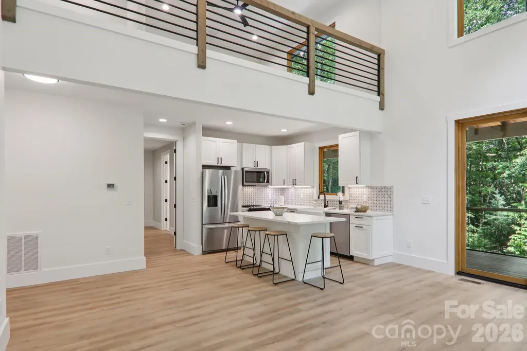 365 Cherokee Circle Lake Toxaway NC 28747