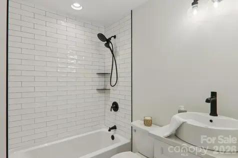 365 Cherokee Circle Lake Toxaway NC 28747