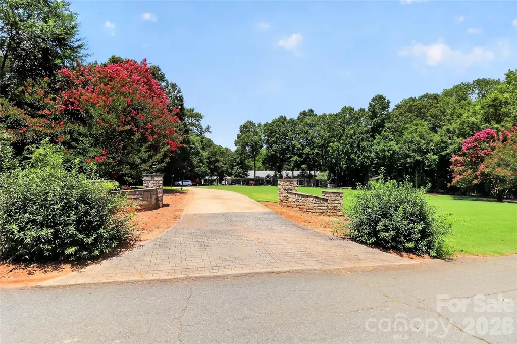 9704 Saddle Avenue Waxhaw NC 28173