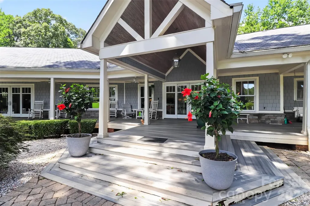 9704 Saddle Avenue Waxhaw NC 28173