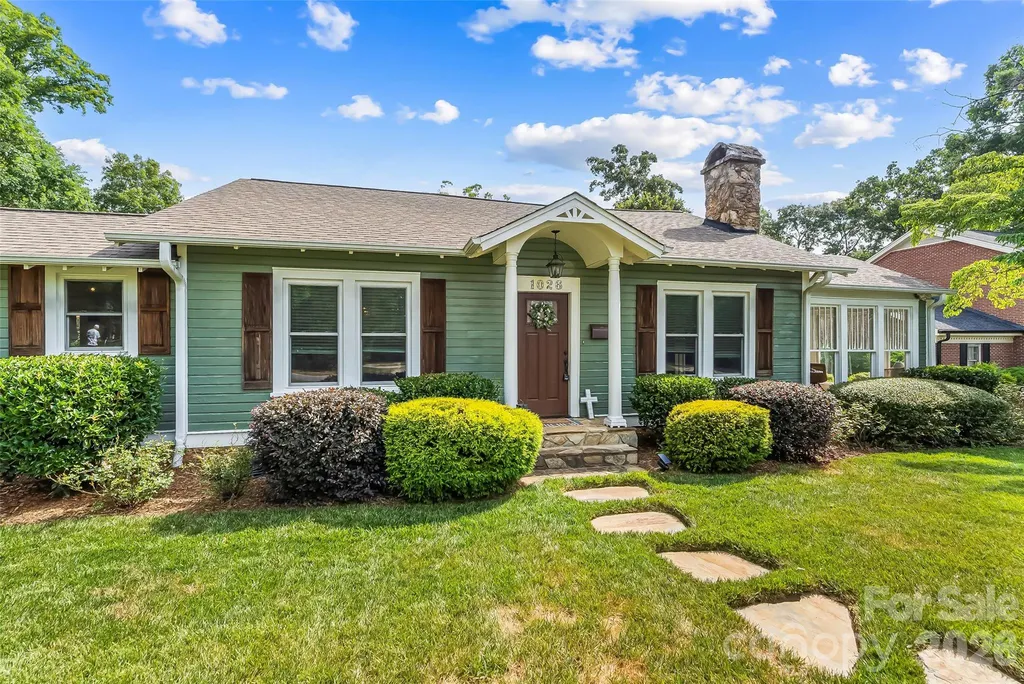 1026 14th Avenue Drive NW Hickory NC 28601