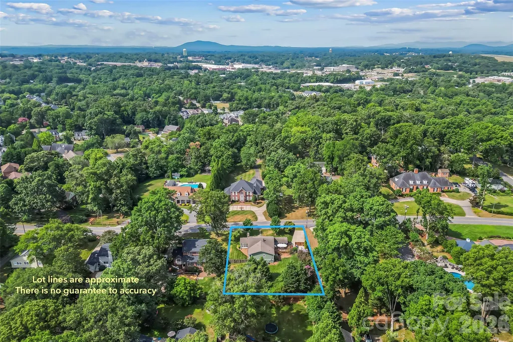 1026 14th Avenue Drive NW Hickory NC 28601