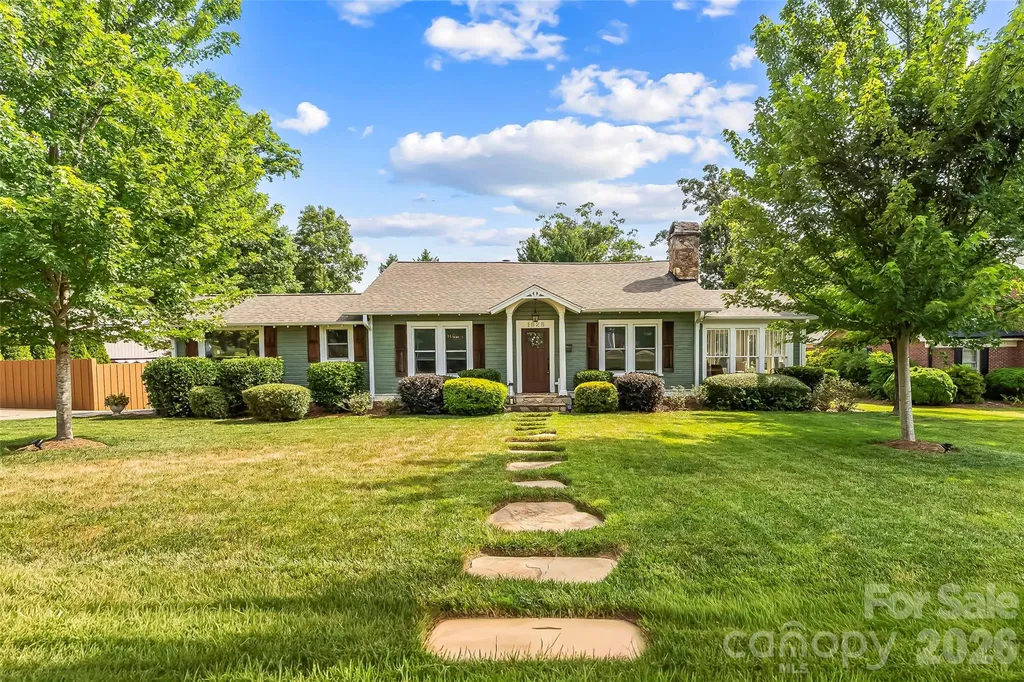 1026 14th Avenue Drive NW Hickory NC 28601