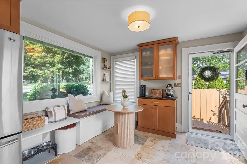 1026 14th Avenue Drive NW Hickory NC 28601