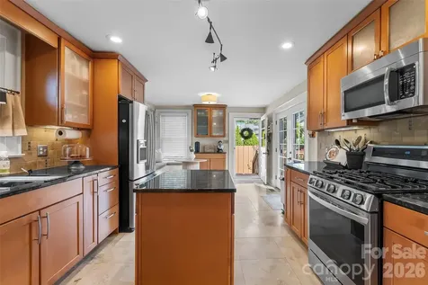 1026 14th Avenue Drive NW Hickory NC 28601