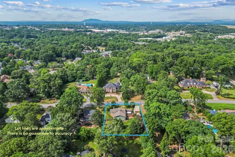1026 14th Avenue Drive NW Hickory NC 28601