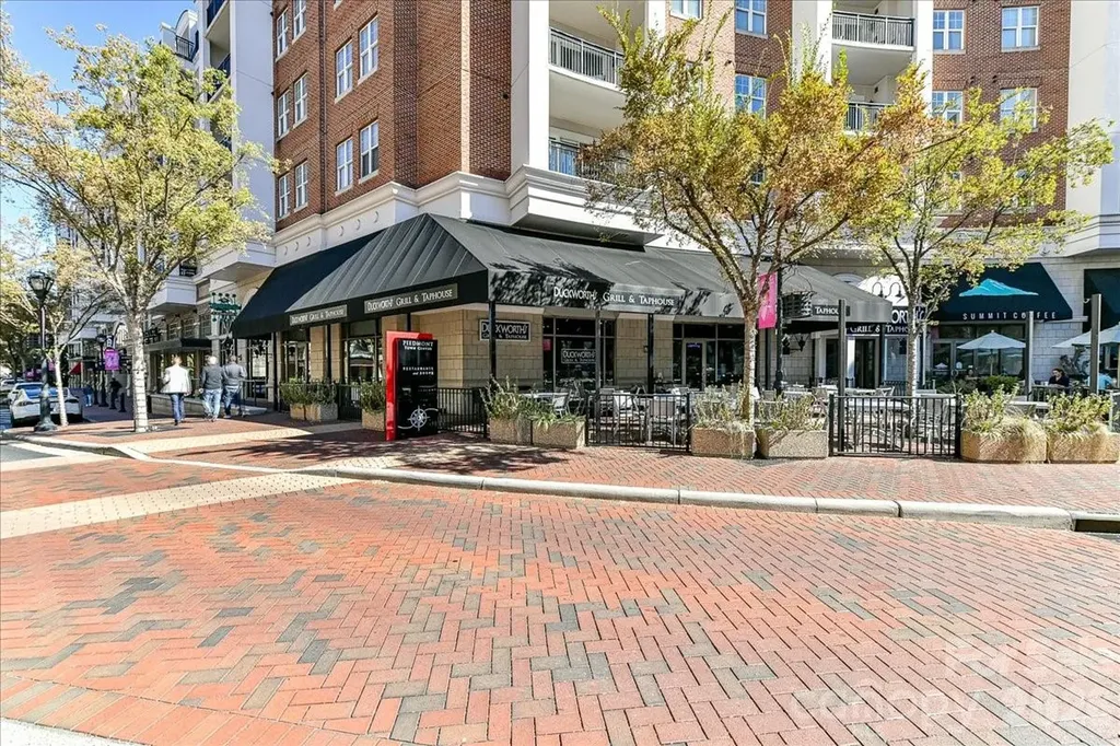 4625 Piedmont Row Drive Charlotte NC 28210
