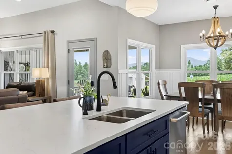 525 Byers Cove Road Hendersonville NC 28792
