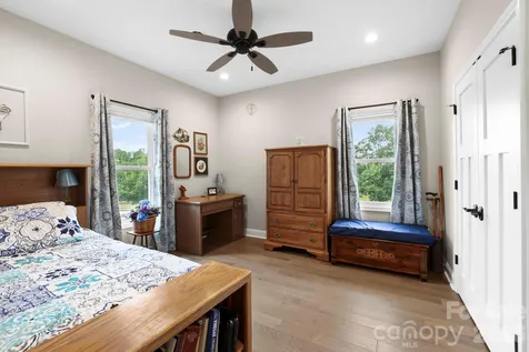 525 Byers Cove Road Hendersonville NC 28792