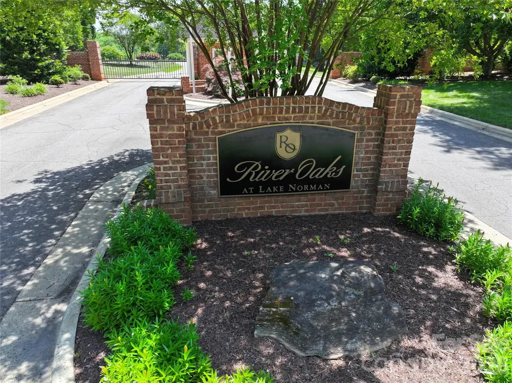 Tbd Broken Arrow Drive Statesville NC 28677