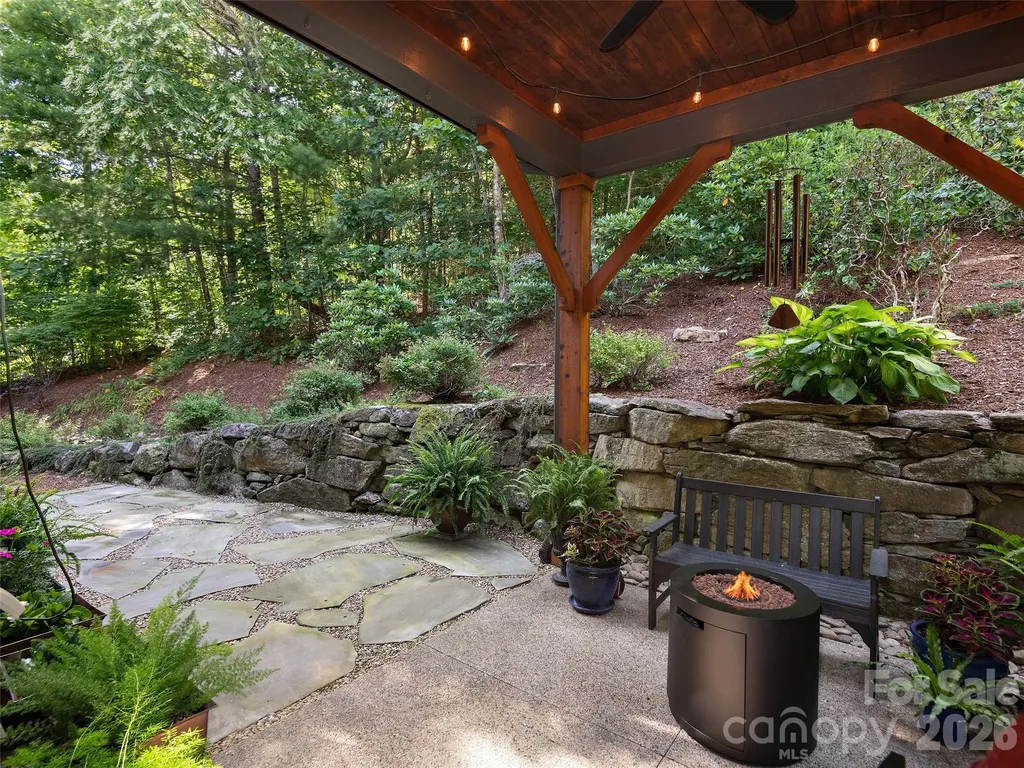 80 Village Pointe Lane Asheville NC 28803