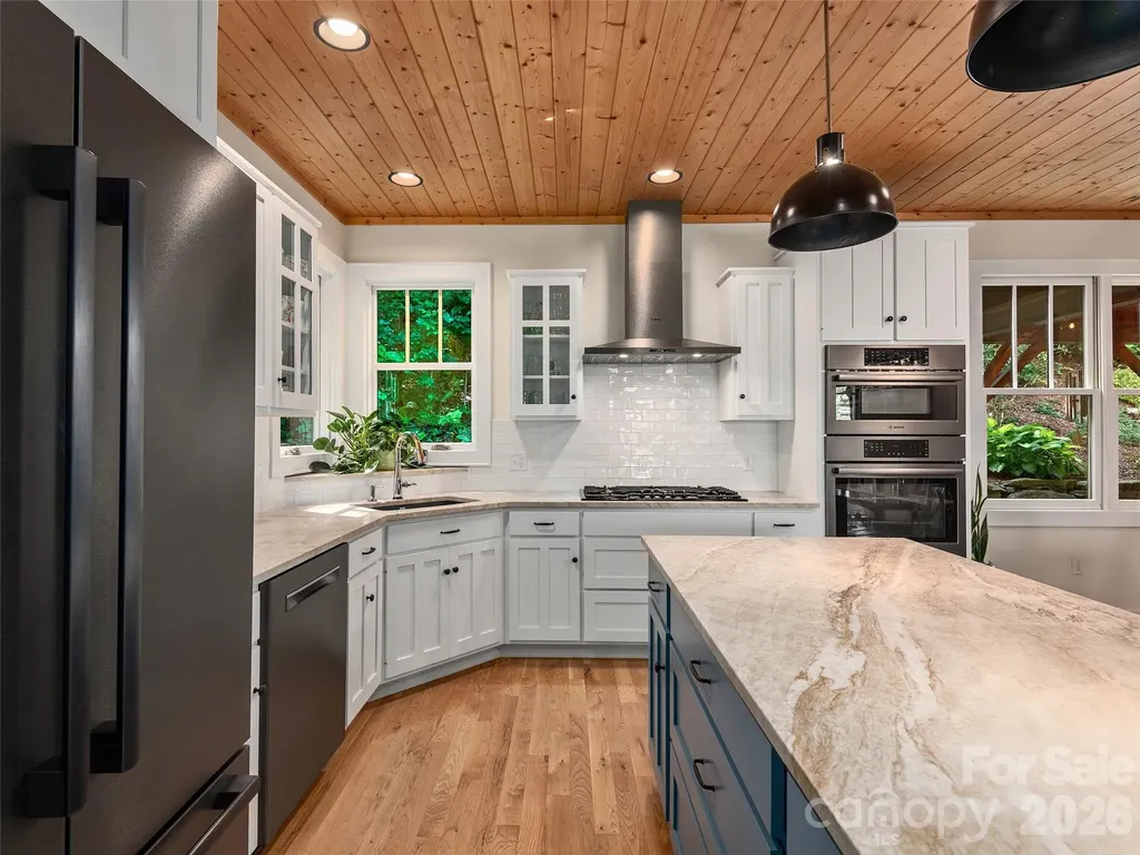 80 Village Pointe Lane Asheville NC 28803