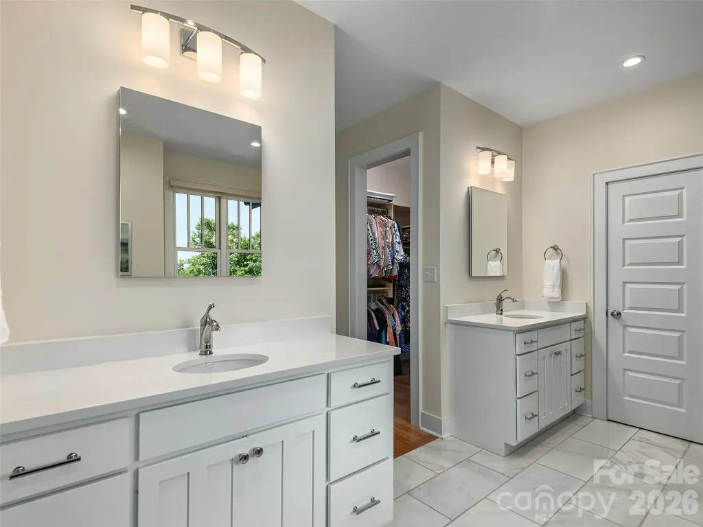 80 Village Pointe Lane Asheville NC 28803