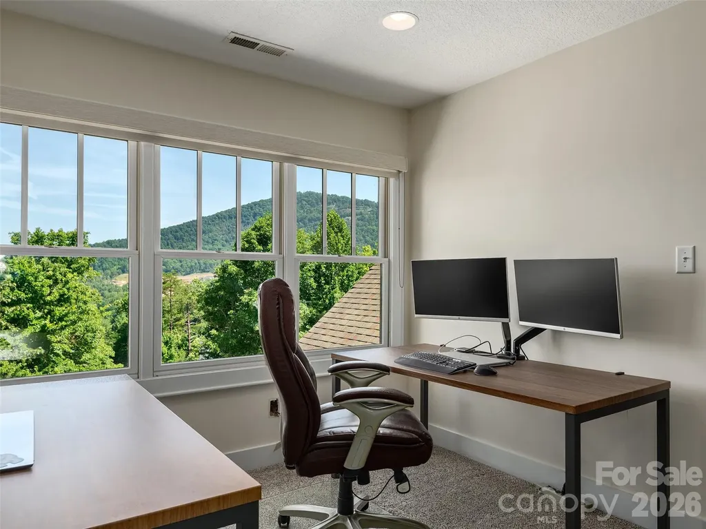 80 Village Pointe Lane Asheville NC 28803
