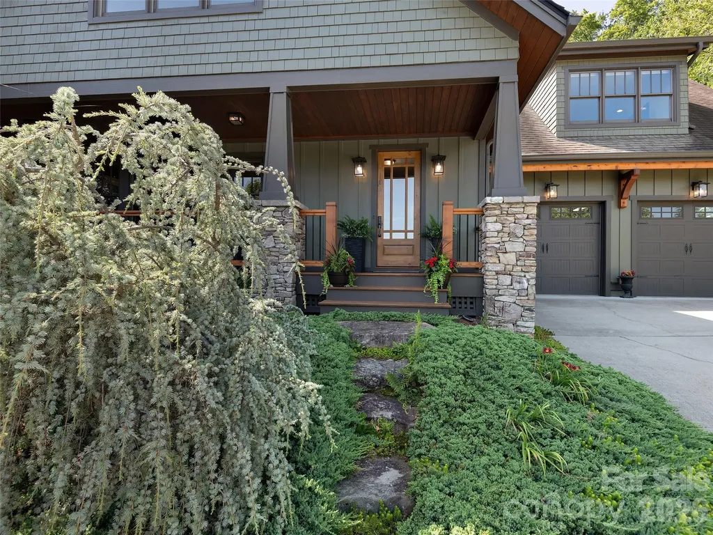 80 Village Pointe Lane Asheville NC 28803