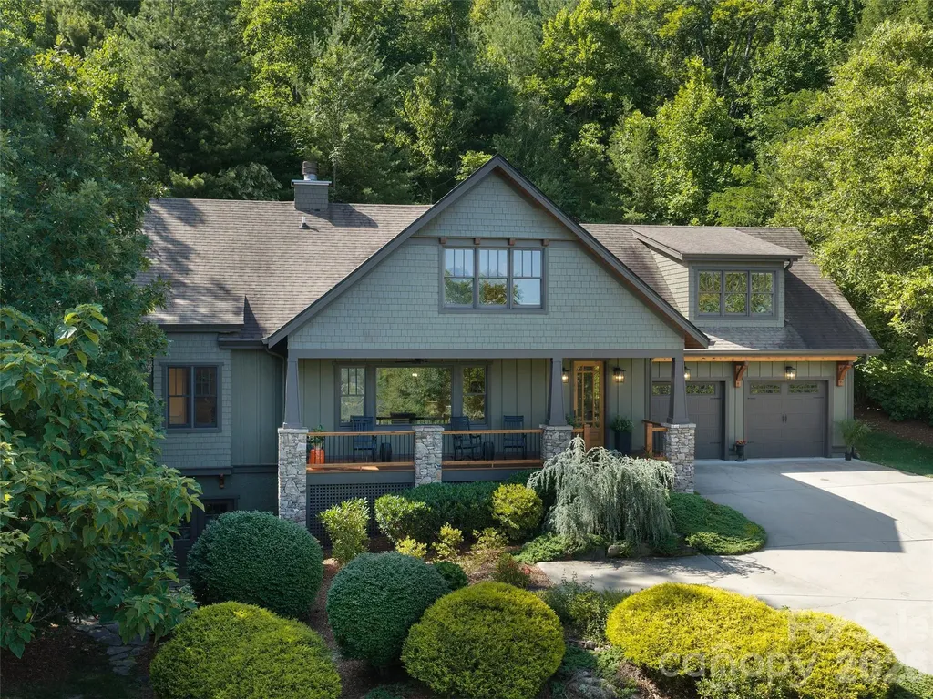 80 Village Pointe Lane Asheville NC 28803