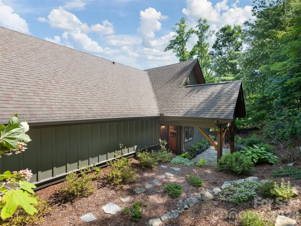 80 Village Pointe Lane Asheville NC 28803