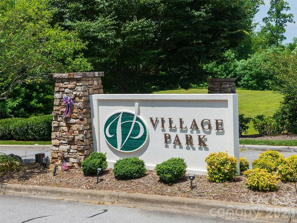 80 Village Pointe Lane Asheville NC 28803